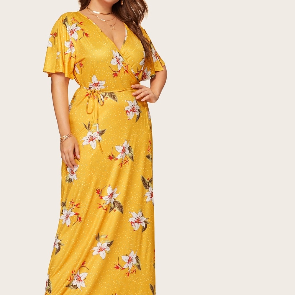 LAST ONE plus wrap tie floral maxi dress - Picture 2 of 5